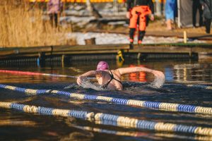 Ziemas peldētāji īpašos koptreniņos gatavosies pasaules kausa posmam Liepājā - LTSA, Latvijas Tautas Sporta Asociācija