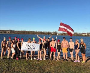 Visā Latvijā ziemas peldētāji apvienojas kopīgā peldējumā - LTSA, Latvijas Tautas Sporta Asociācija