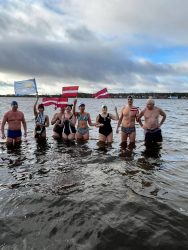 Visā Latvijā ziemas peldētāji apvienojas kopīgā peldējumā - LTSA, Latvijas Tautas Sporta Asociācija