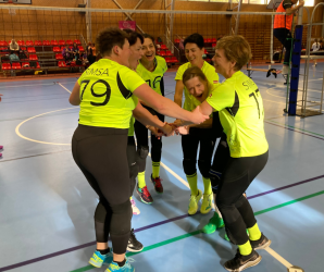 Bildes no Latvijas čempionāta Ķer un servē bumbu 45+ - LTSA, Latvijas Tautas Sporta Asociācija