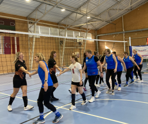 Bildes no Latvijas čempionāta Ķer un servē bumbu 45+ - LTSA, Latvijas Tautas Sporta Asociācija